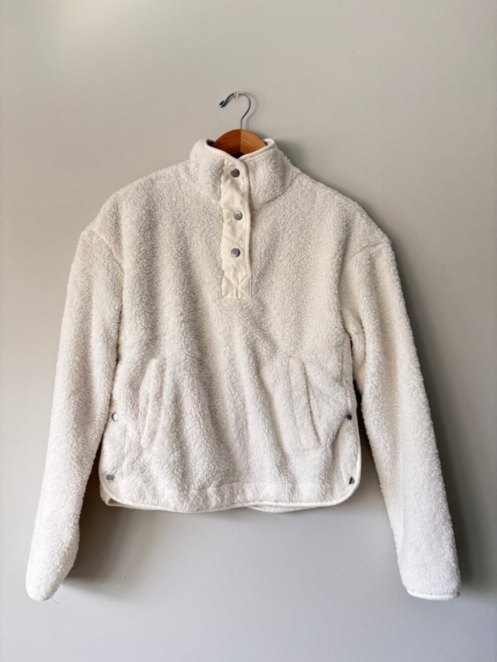 WallFlower Sherpa Fleece Pullover Cream Snap Button Size S